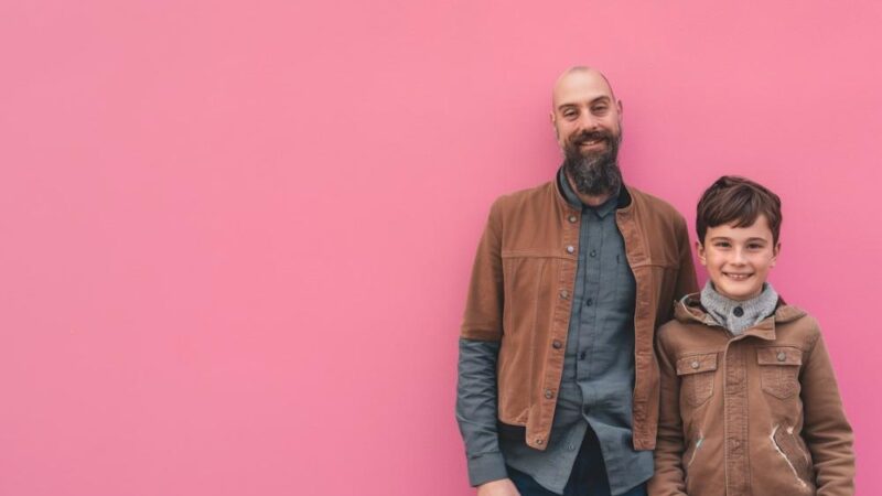 Jakie wsparcie finansowe przysługuje samotnym rodzicom? Praktyczne przykłady i porady